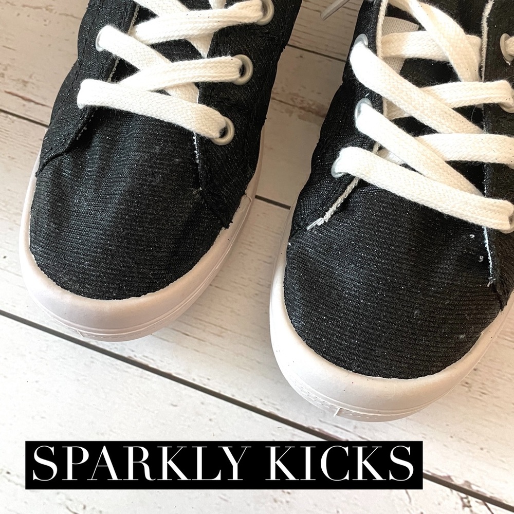 NEW FOREVER LINK Black Sparkle Sneakers